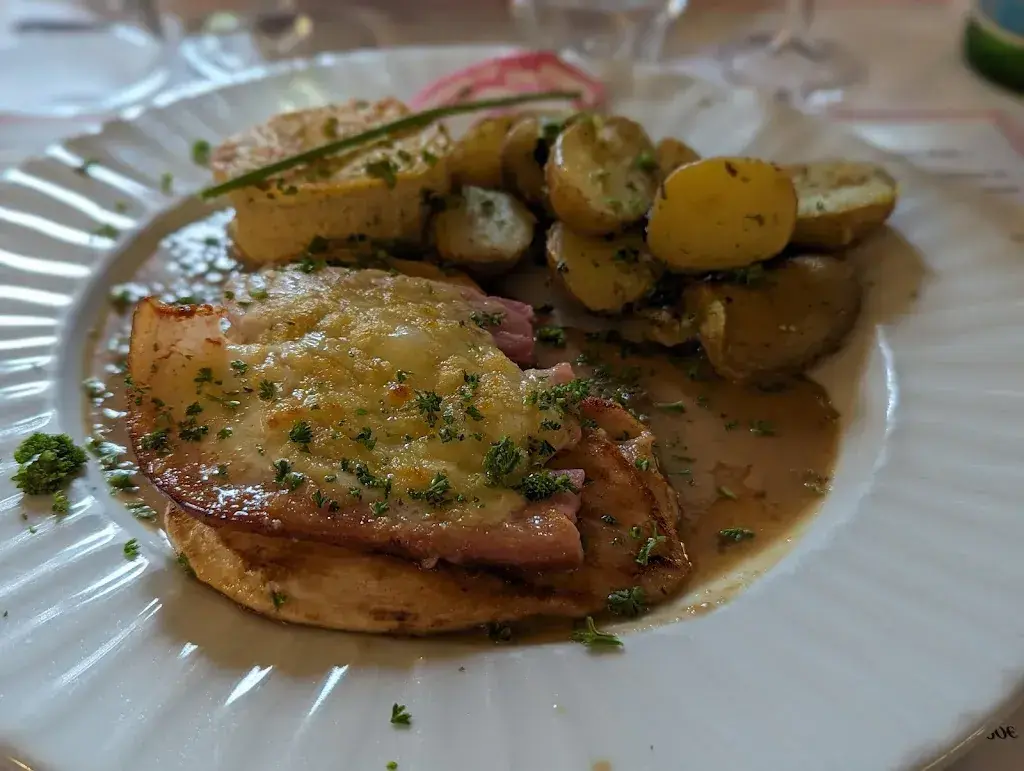 Menu_Le Petit Blanc_France_image_9