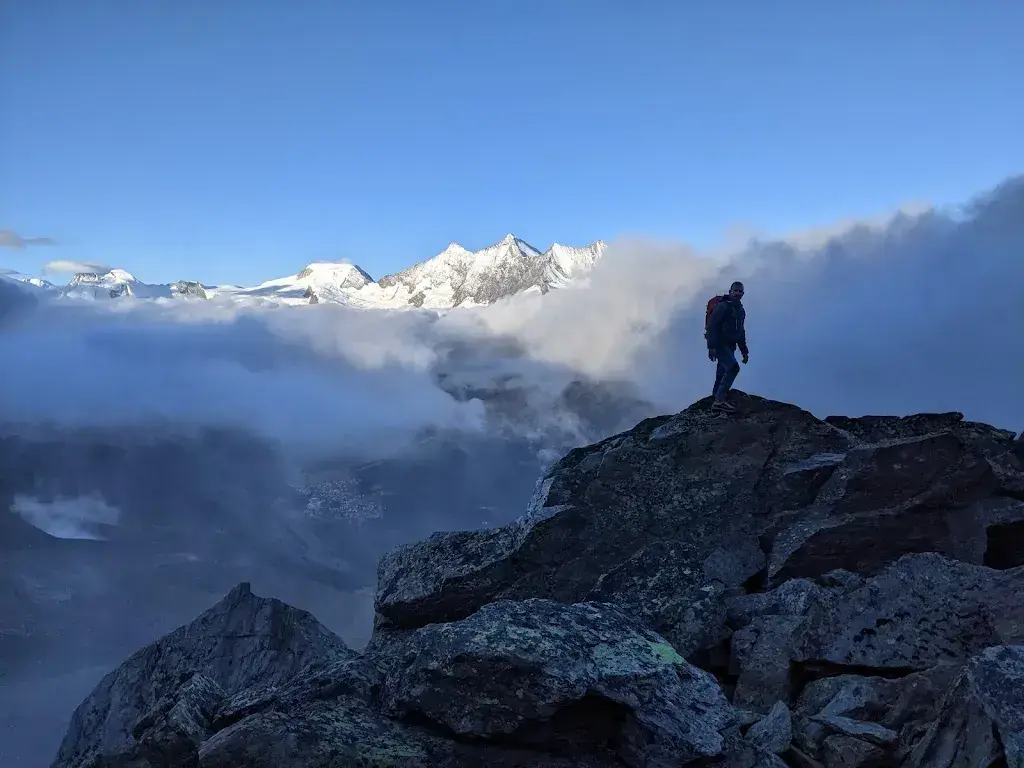 mark garland_Bergrestaurant Hohsaas_Saas-Grund_recensione