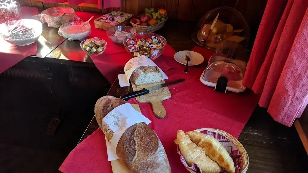 Artesia Irawan_Hotel-Restaurant Alpenblick_Staldenried_review