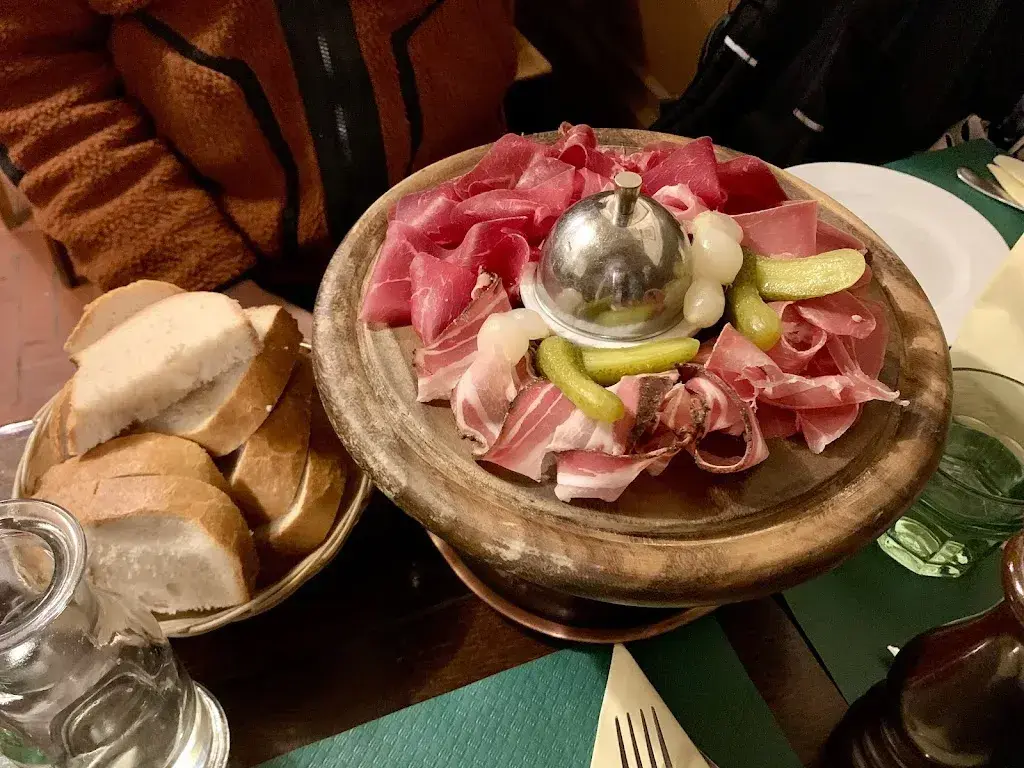 Helene Lydia_Pinte Besson_Lausanne_Bewertung