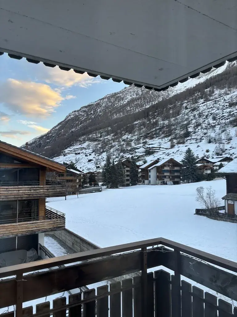 Gözde_Hotel Restaurant City_Täsch_review