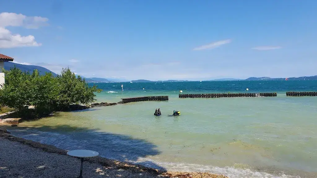 Axel Skucek_Plage de Boudry_Boudry_review