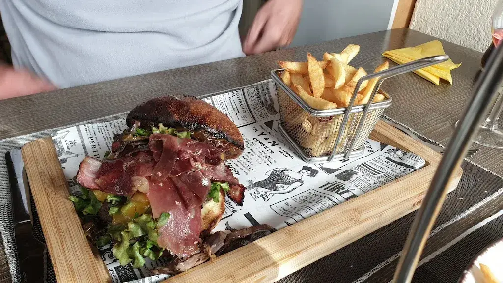 Menu_La Taverne des Petits-Ponts (ancien nom: Restaurant Les Bouleaux)_Brot-Plamboz_image_9