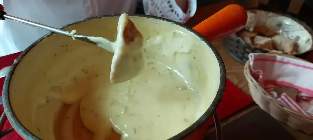 Menu_Boutiquehotel / Restaurant Walliserkanne_Grächen_image_9