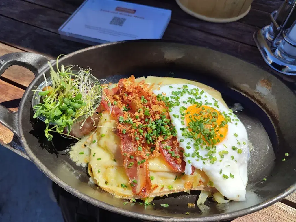 Menu_Familien-Bergrestaurant Hannigalp_Grächen_image_6