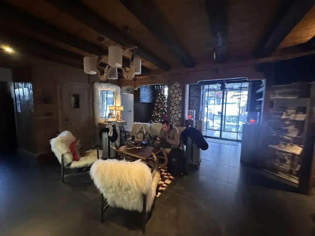 Mikayla Critelli_Lifestyle & Spa Hotel Grächerhof / La Torre Restaurant_Grächen_recensione