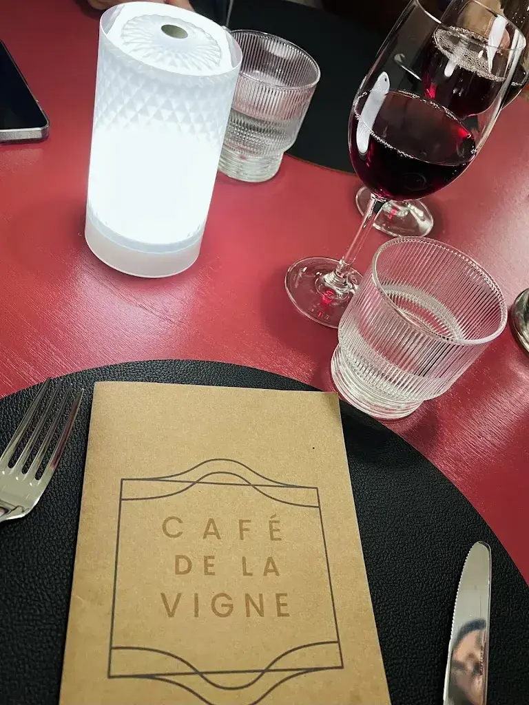 Jasmine Bapic_Café de La Vigne_Corcelles-Cormondrèche_review