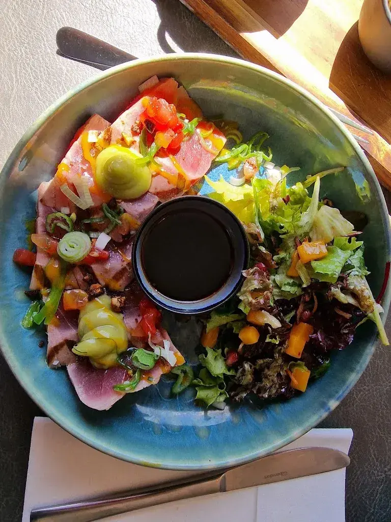 Zzuri Tube_Croquignolet_Auvernier_review