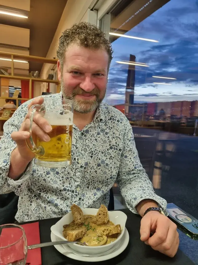 Elizabeth O'Rourke_Restaurant Bellevue_Les Brenets_review