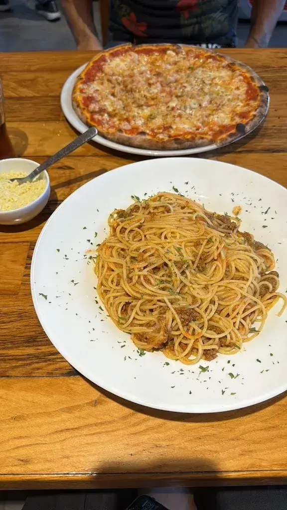 sonia barbosa casaleiro_Pizza Torino | Pizza, kebab, pâtes, tacos et hamburger à Cressier_Cressier_recensione