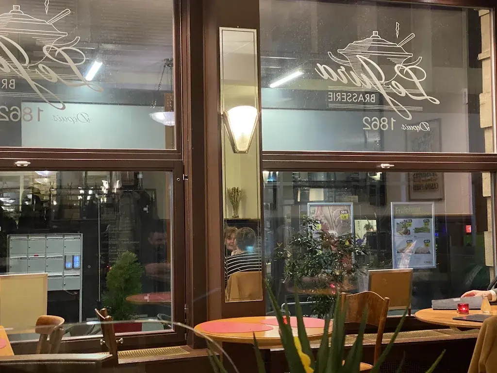 Carly Unwin_Brasserie Le Jura_Neuchâtel_review