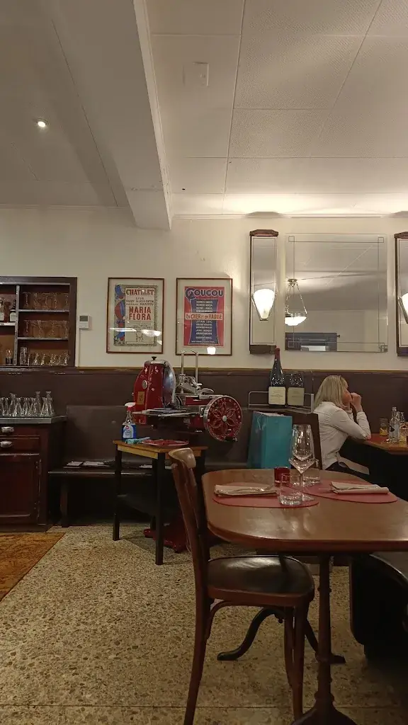 Pricilia Monika_Brasserie Le Jura_Neuchâtel_review