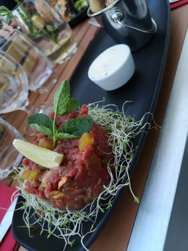 Menu_Café de la Collégiale_Neuchâtel_immagine_7