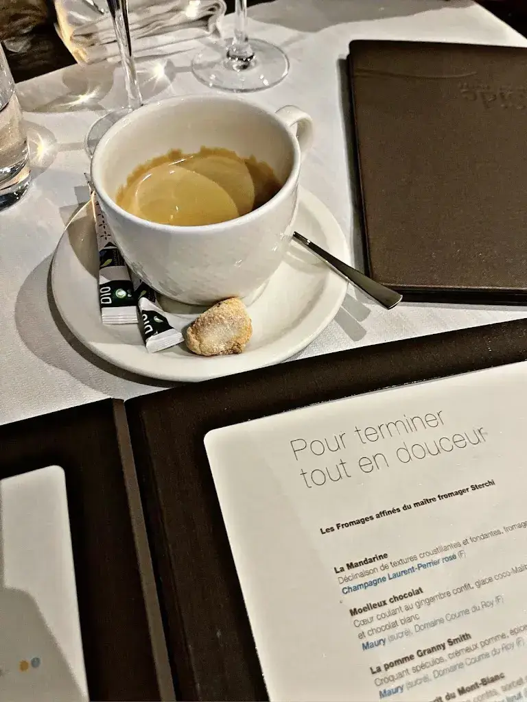 Lake Side restaurant à Neuchâtel