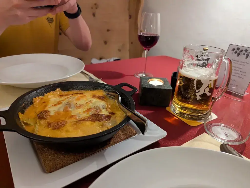 Anna Tsunskaya_Central_Samedan_avis