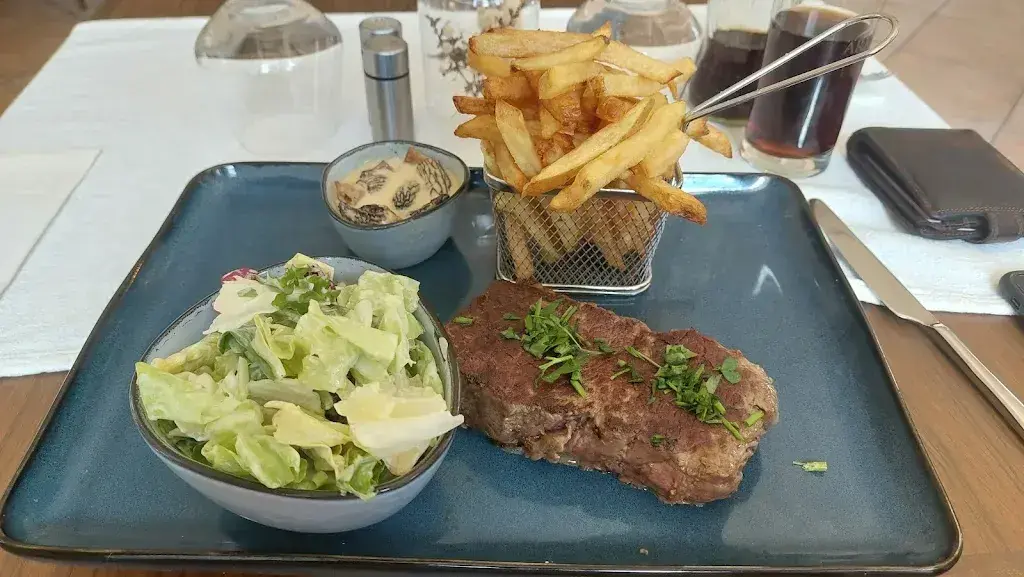 renato lourenço_Lion d'or_Buttes_review