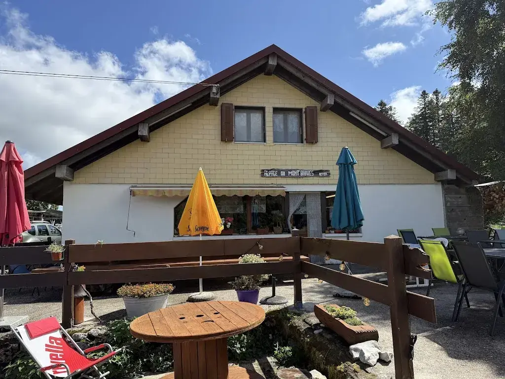 Jean-François Croset_Buvette d'alpage du Mont-Barres_Les Verrières_recensione