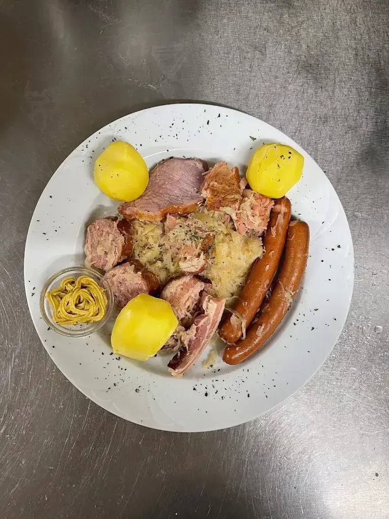 Menu_Restaurant La Fontaine_Les Verrières_image_3