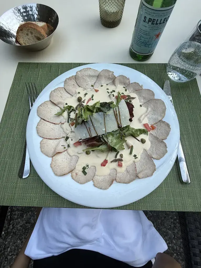 Ivelina Tisheva_La Croix d'Ouchy_Lausanne_avis