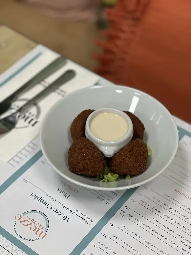 Mezze Factory ristorante a Plan-les-Ouates