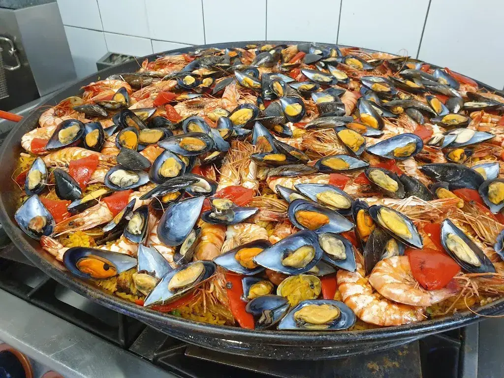 Menu_La Perla épicerie/restaurant_Plan-les-Ouates_image_3