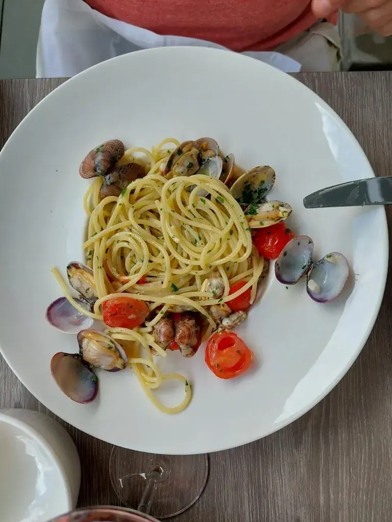 Menu_Fresha Restaurant, Bar & Coffee Shop_Plan-les-Ouates_image_8