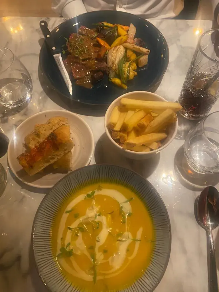 Dane O'Dell_Fresha Restaurant, Bar & Coffee Shop_Plan-les-Ouates_review