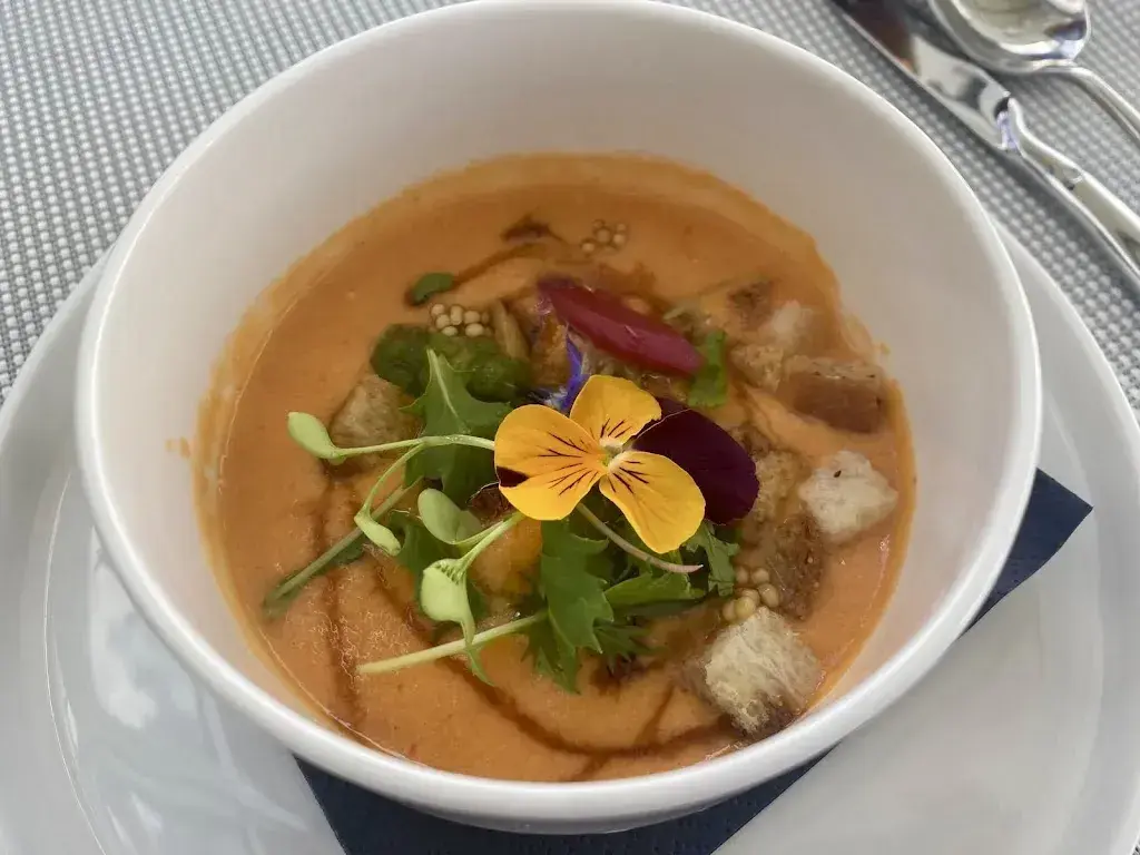 Nancy P._Restaurant Le Tourbillon_Plan-les-Ouates_recensione