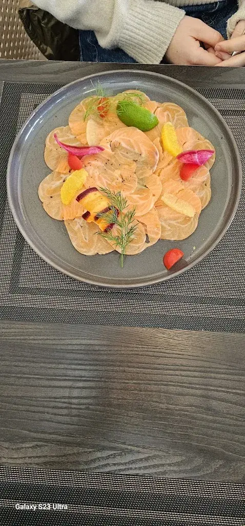 Noelle Marozeau_Café des Amis_Choulex_review