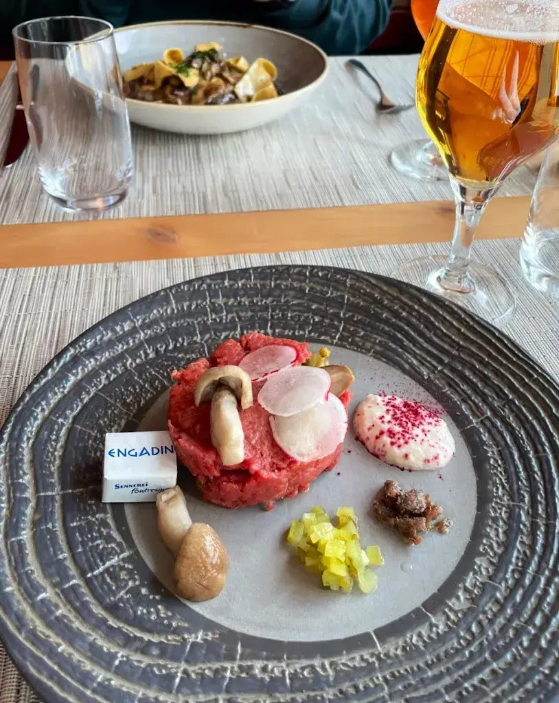 Menu_Panoramarestaurant Muottas Muragl_Samedan_image_8