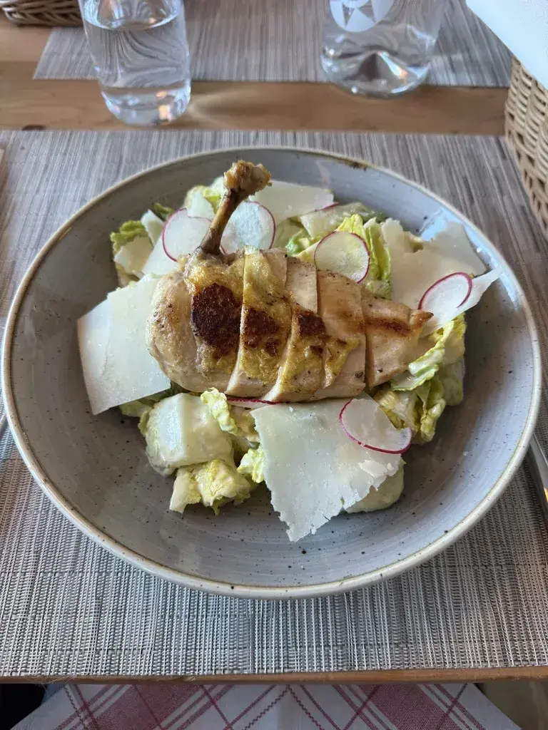 Alina Amiri_Panoramarestaurant Muottas Muragl_Samedan_review