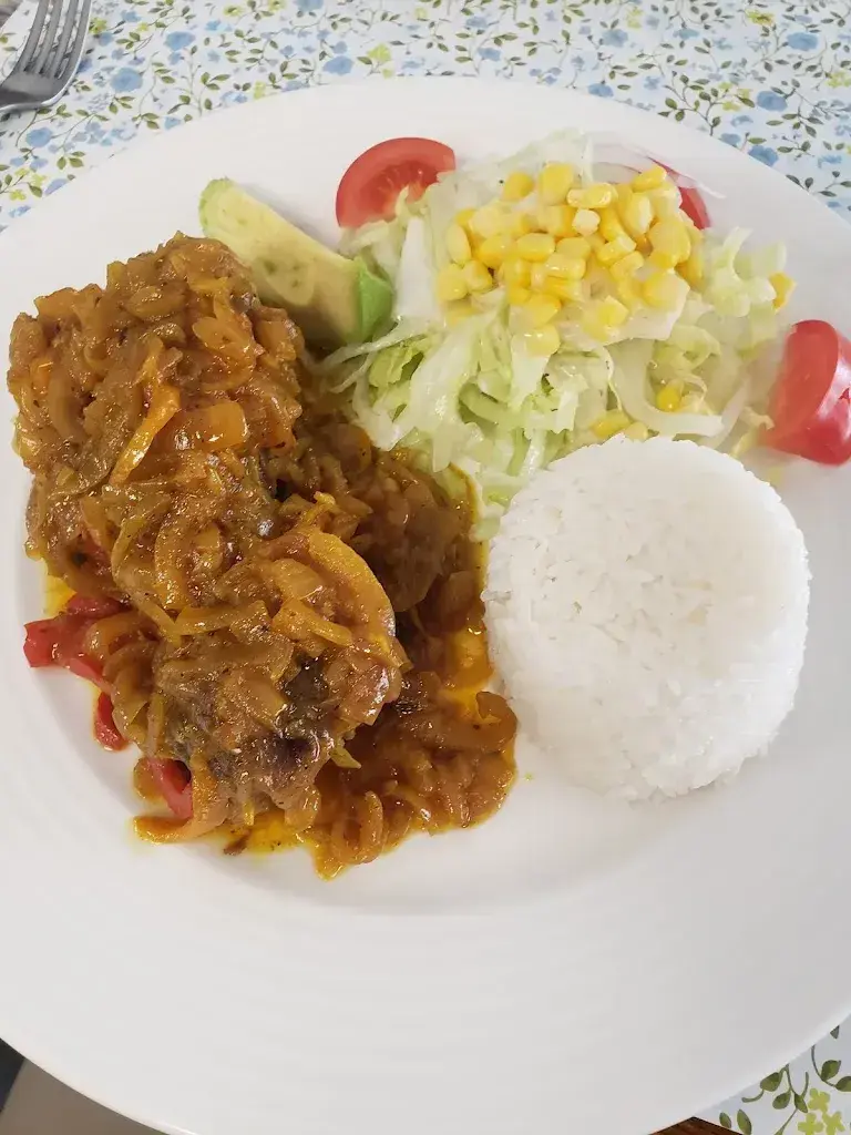 Ryan Austin_Sabores De Mi Tierra_Les Acacias_review