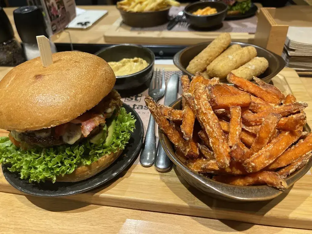 Yasen Yanev_SWISS TASTY_Stans_avis