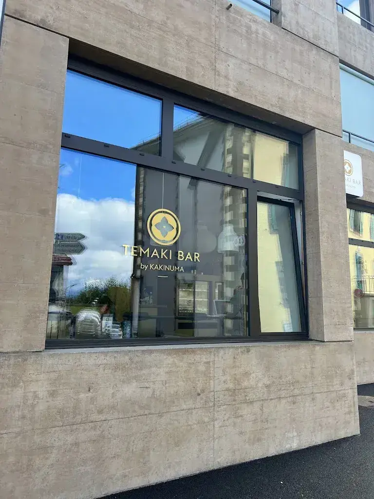 SINO. ADVENTURES_Temaki Bar by Kakinuma_Vésenaz_recensione