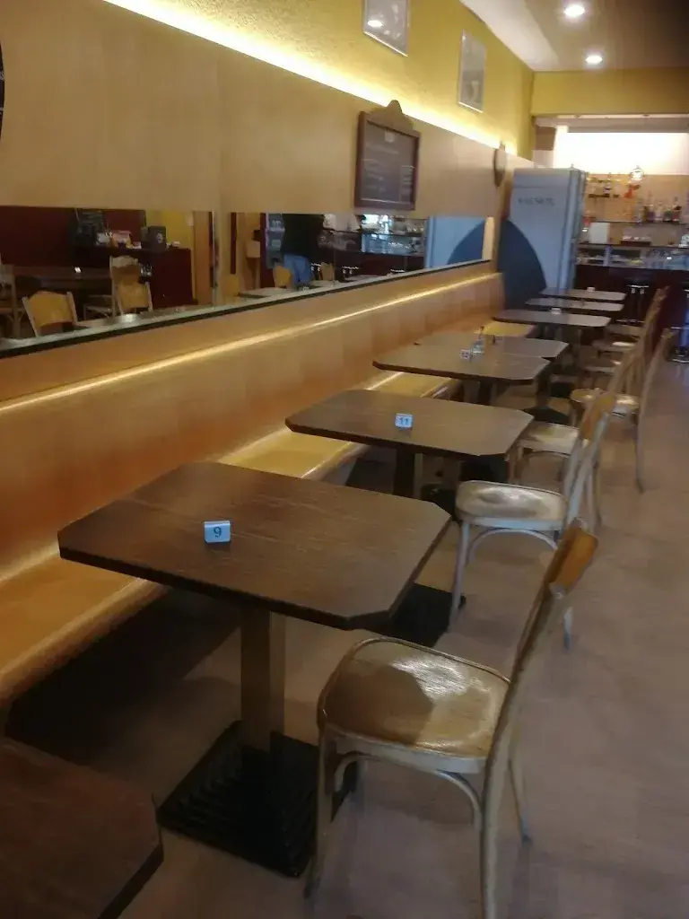 Marco Majic_Plaine-Lune_Genève_review