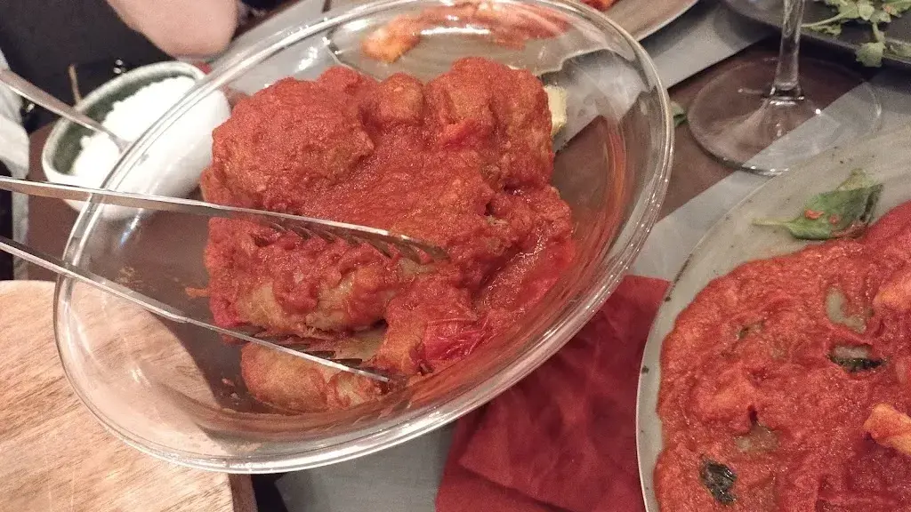 Emanuele Migliori_GINO Lounge_Satigny_review