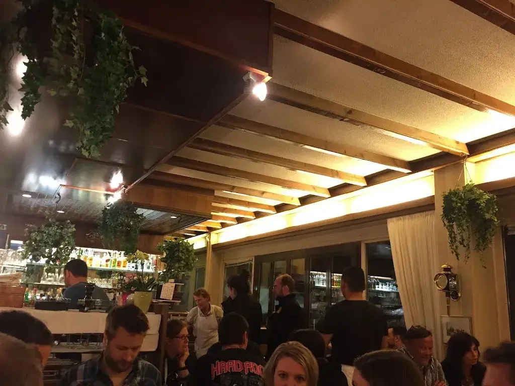 Stefano Ferri Parsi_La Diligence chez Isabelle_Chêne-Bourg_Bewertung