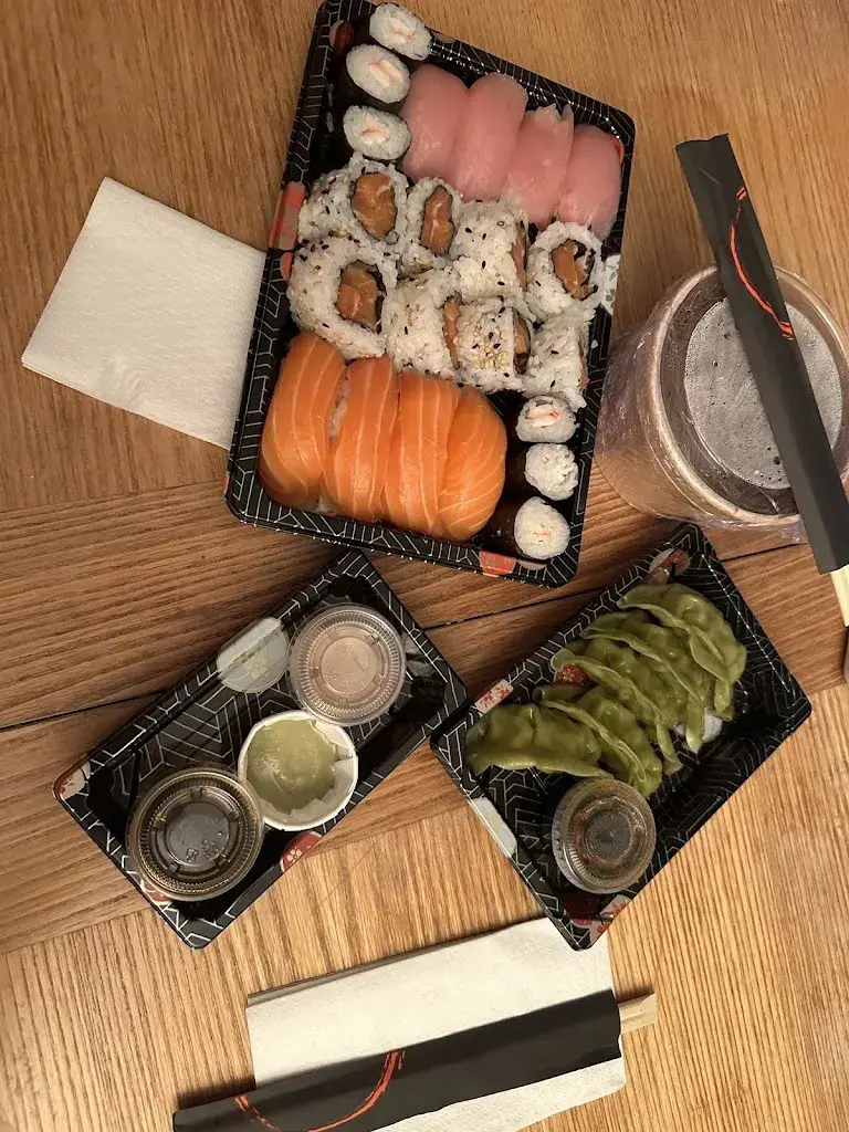 Dounia_Ajito Sushi_Chêne-Bougeries_review