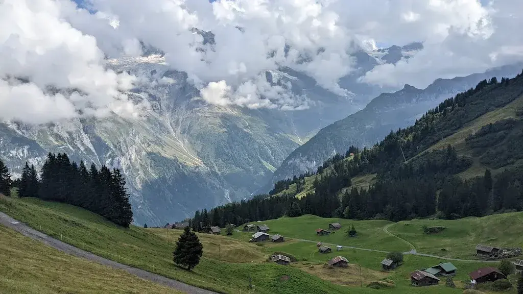 Katie Guzzetta_Pension Suppenalp_Mürren_avis