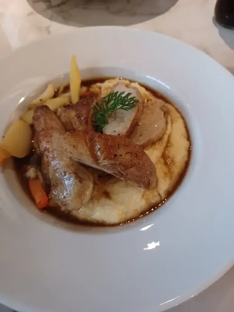 Fred Dj_Chez Martine_Jussy_review