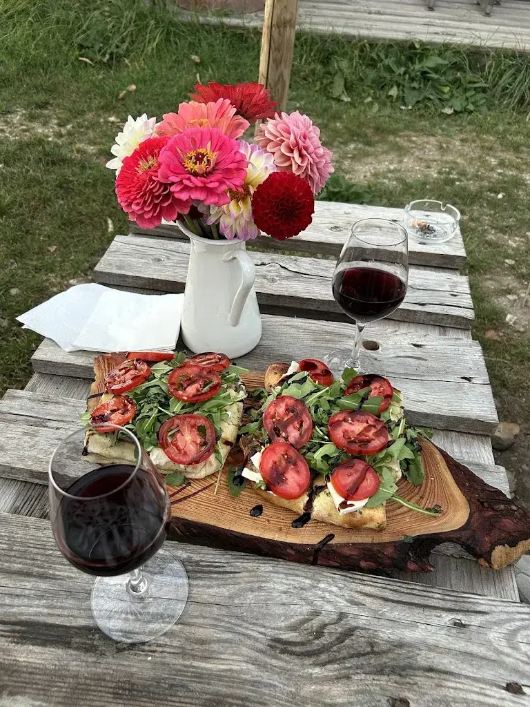 Lena Loschetter_Au Pré de l’Eau_Hermance_review