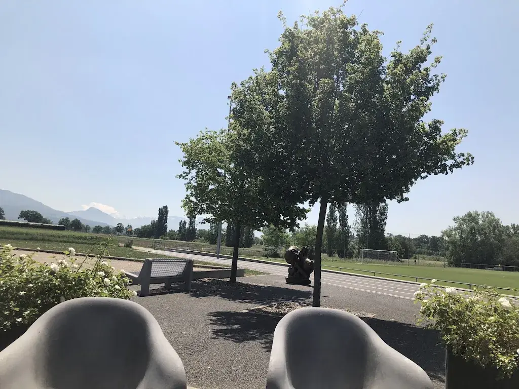 Vera Monteiro_Restaurant Le Rouelbeau_Meinier_review