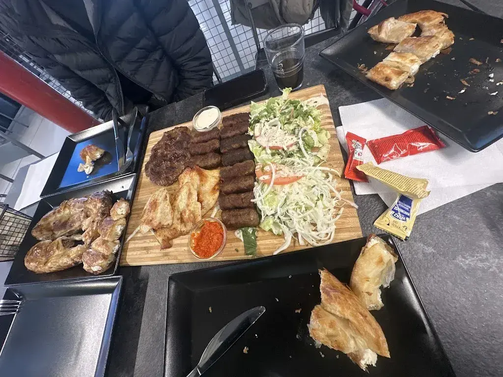 Unisteam_L'Adriatique_Petit-Lancy_review