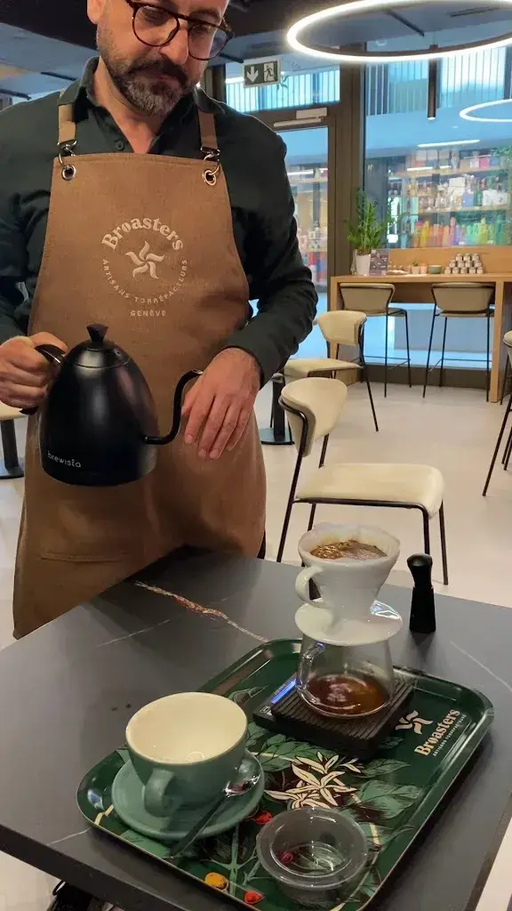 Gareth Leach_Broasters coffee_Petit-Lancy_review