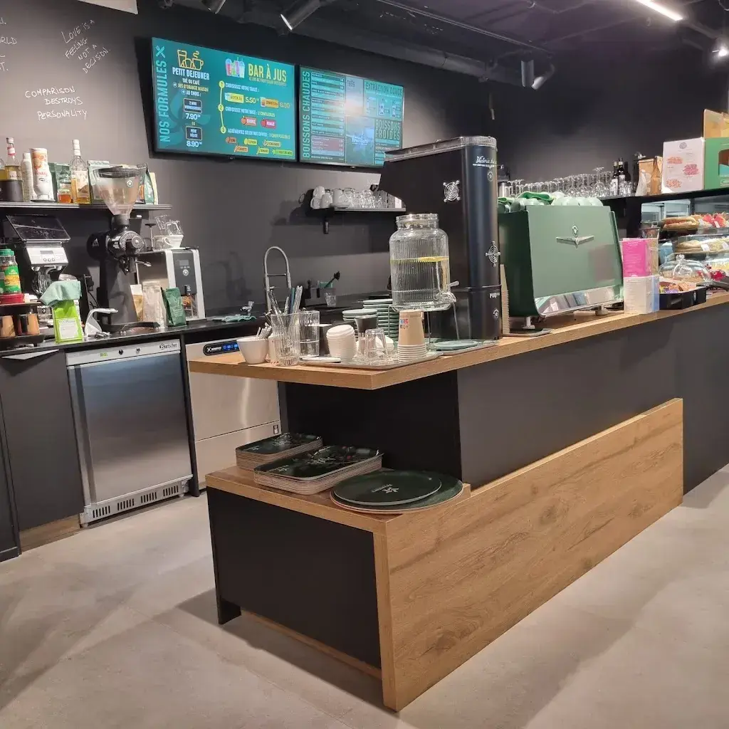 Nick Hirst_Broasters coffee_Petit-Lancy_review