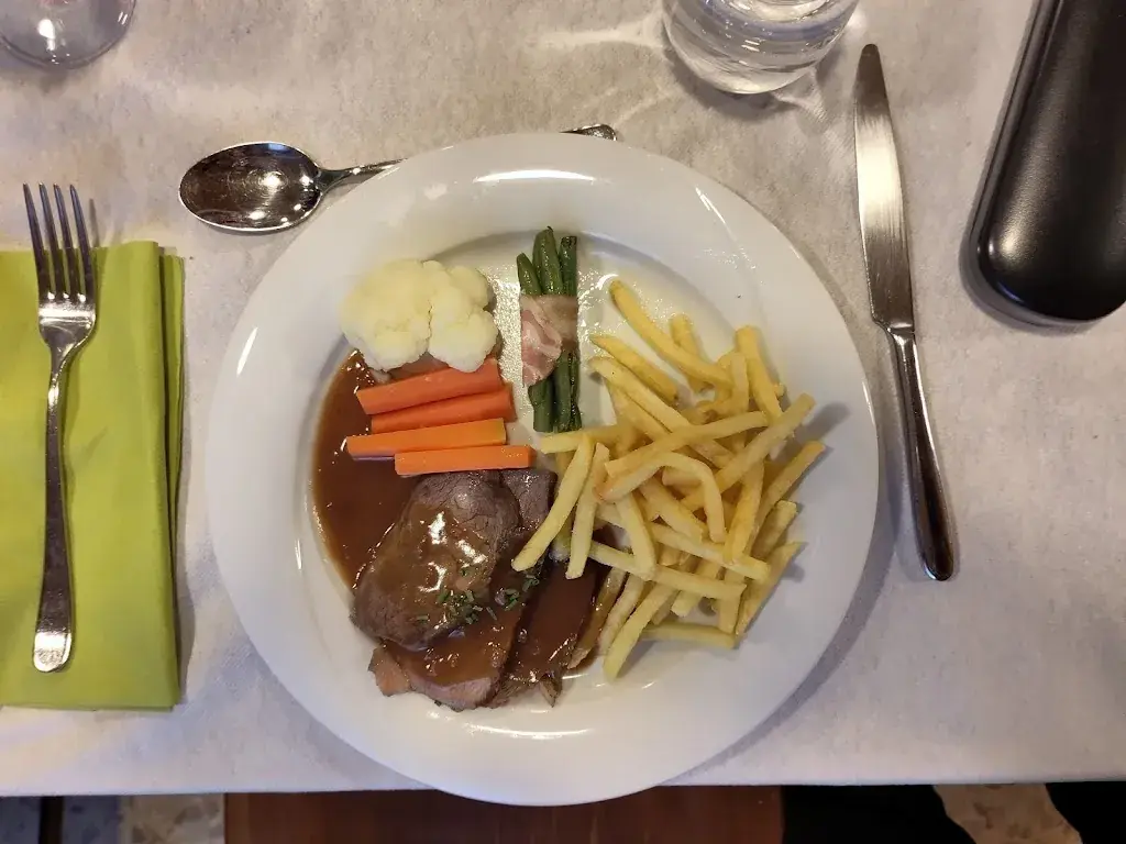 Christian Ernst Stegmann_Café Restaurant du Chasseur_Courtepin_recensione