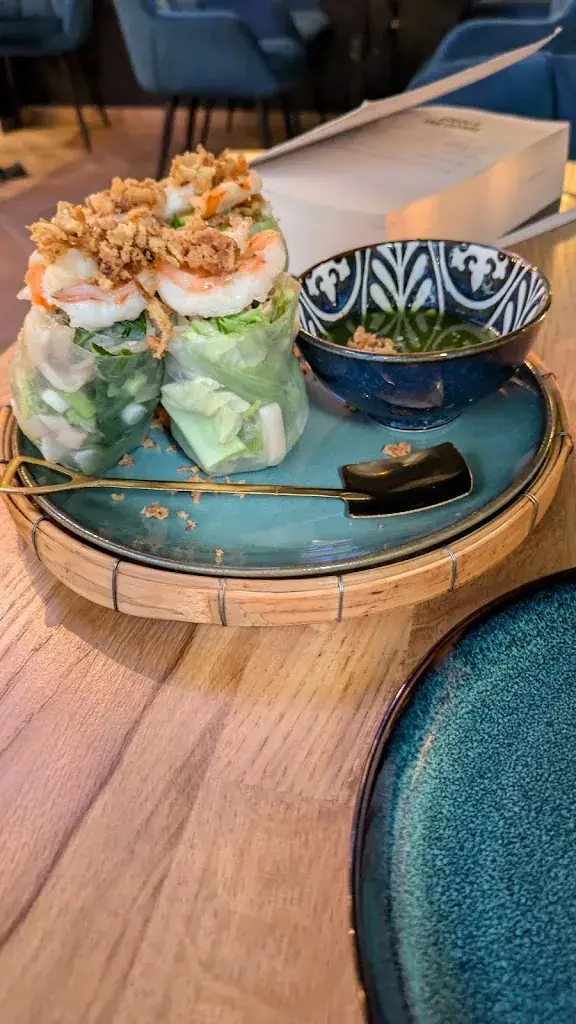 Kyle_Restaurant Mamasan_Vernier_review