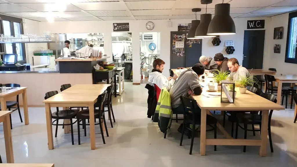 Olivier Blanc_Nénuphar Café | Restaurant_Vernier_review