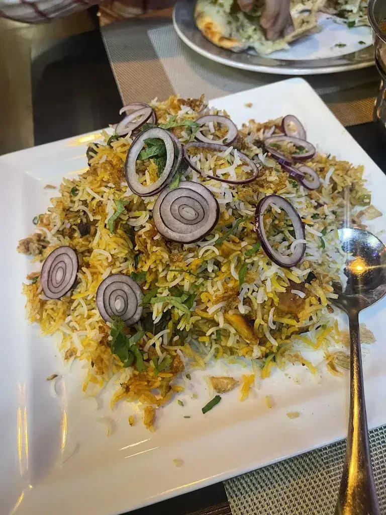 Shakti Karki_MAHI Restaurant_Vernier_review