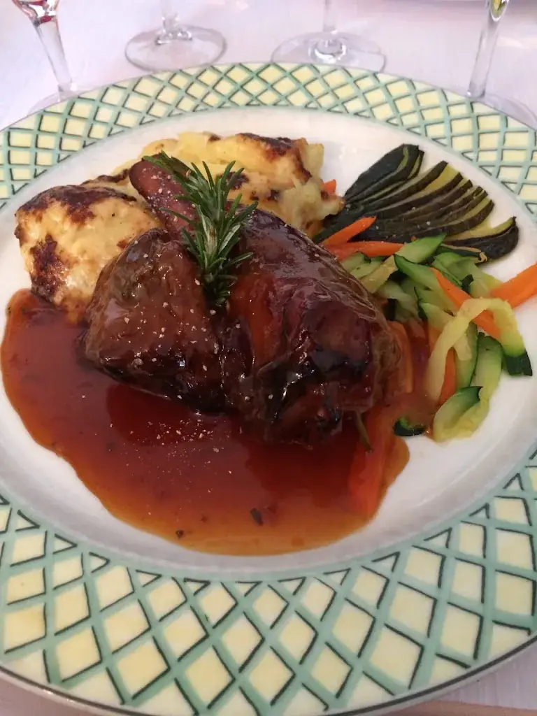 pat king_Terrasse_Thônex_review